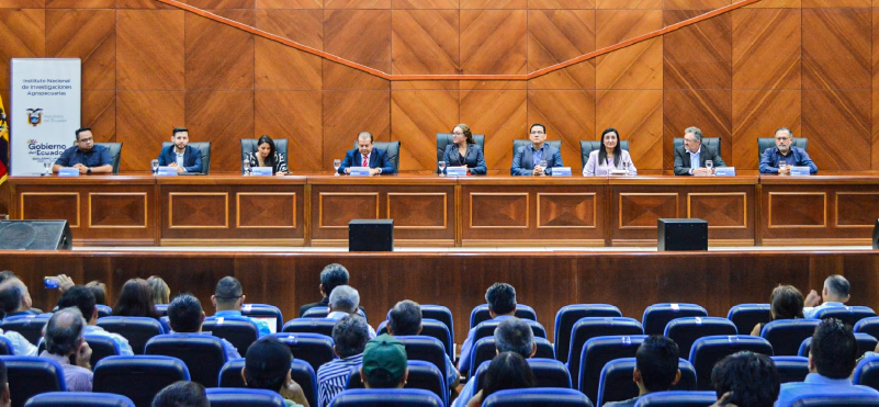 Ecuador participa en el primer Simposio sobre Experiencias regionales en manejo y prevención del Fusarium R4T
